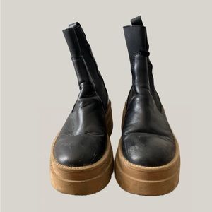 NORDSTROM size 7 Platform Black Chelsea Boot